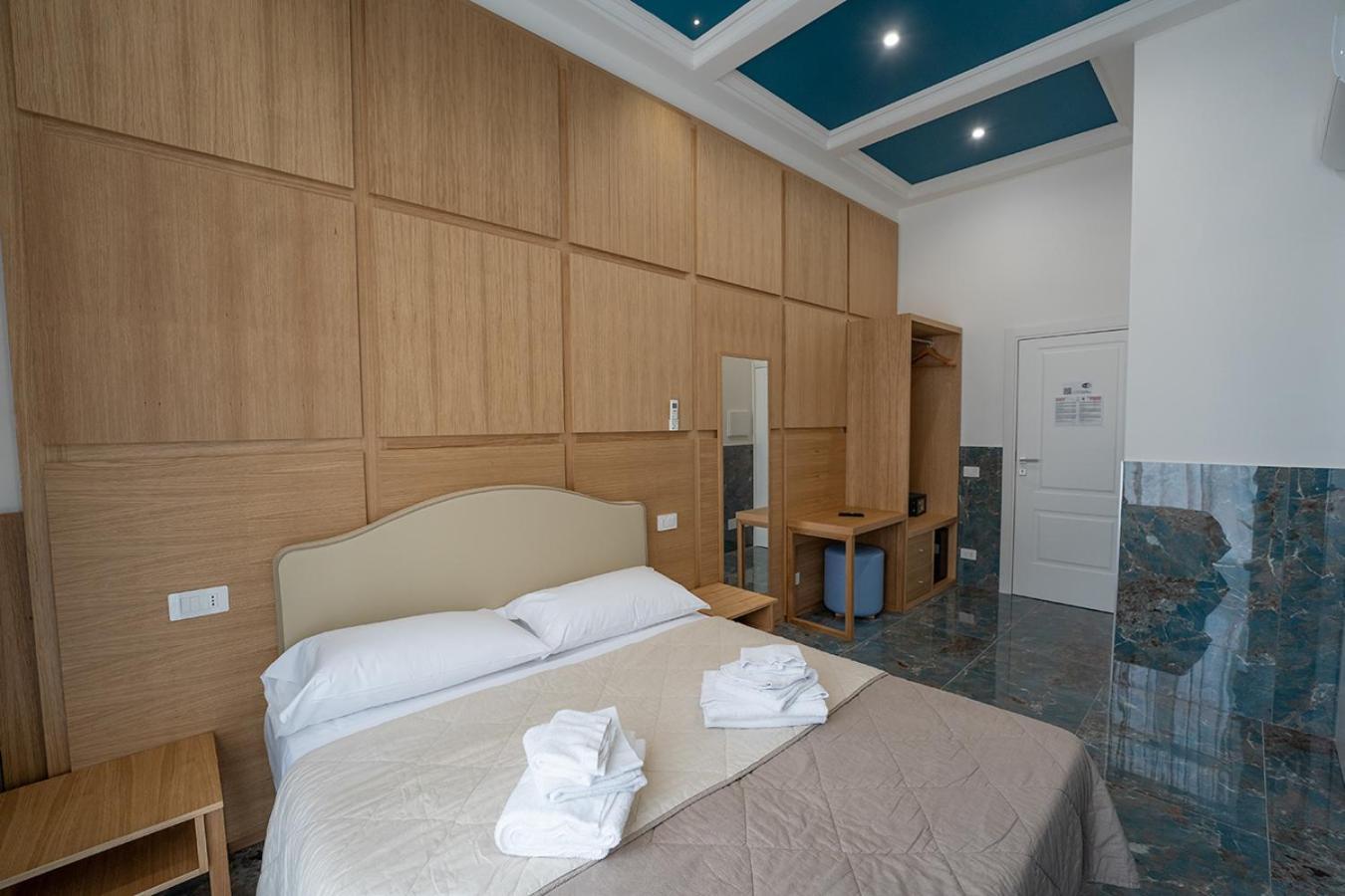 Hr Boutique Porto, Napoli Centro, By Clapa Group Hotel Exterior photo